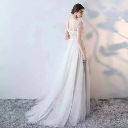 White Wedding Dress Round Neck Wedding Dress Tulle..