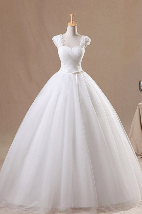 Sleeveless Sweetheart Ball Gown Wedding Dress With Ruched Bodice