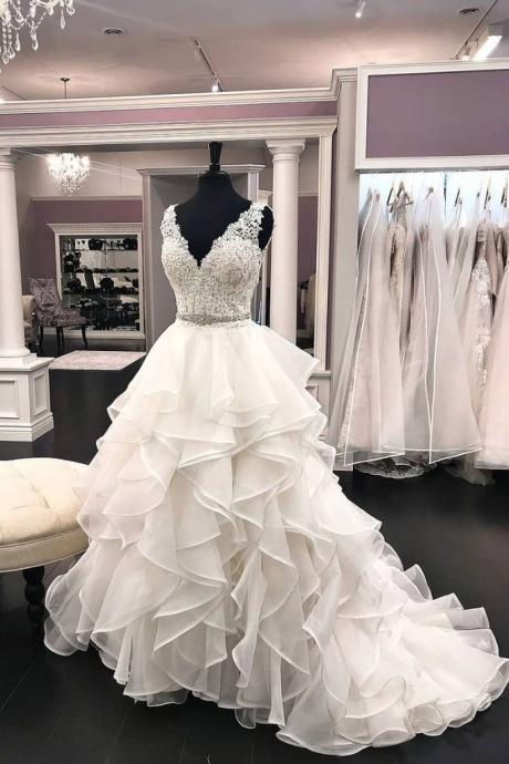 Tiered Wedding Dress, Wedding Ball Gown, Lace Applique Wedding Dress, Bridal Dress, Robe De Mariage, Elegant Wedding Dresses, White Wedding